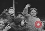 Standbild Pennsylvanian Kinder Allentown Pennsylvania USA, 1957, aus Sekunde 22 historischem Filmmaterial Videoclip 65675076337