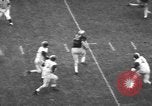 Image College football contre l'Armée de Colgate West Point New York USA, 1957, de la seconde 17 séquences d'archives historiques vidéo 65675076341