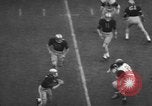 Image College football contre l'Armée de Colgate West Point New York USA, 1957, de la seconde 23 séquences d'archives historiques vidéo 65675076341