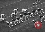 Image College football contre l'Armée de Colgate West Point New York USA, 1957, de la seconde 39 séquences d'archives historiques vidéo 65675076341