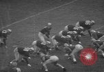 Standbild Fußballspiel South Bend Indiana USA, 1957, aus Sekunde 20 historischem Filmmaterial Videoclip 65675076343