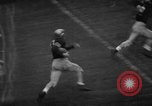 Standbild Fußballspiel South Bend Indiana USA, 1957, aus Sekunde 32 historischem Filmmaterial Videoclip 65675076343