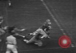Standbild Fußballspiel South Bend Indiana USA, 1957, aus Sekunde 44 historischem Filmmaterial Videoclip 65675076343