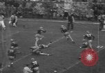Standbild Fußballspiel South Bend Indiana USA, 1957, aus Sekunde 54 historischem Filmmaterial Videoclip 65675076343