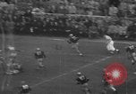 Standbild Fußballspiel South Bend Indiana USA, 1957, aus Sekunde 56 historischem Filmmaterial Videoclip 65675076343