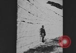 Image d'avalanches United States USA, 1943, de la seconde 3 séquences d'archives historiques vidéo 65675076347