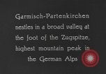 Image les sports d'hiver Garmisch-Partenkirchen Allemagne, 1936, de la seconde 28 séquences d'archives historiques vidéo 65675076351