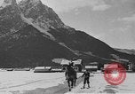 Image les sports d'hiver Garmisch-Partenkirchen Allemagne, 1936, de la seconde 56 séquences d'archives historiques vidéo 65675076351