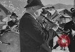 Image des civils allemands Garmisch-Partenkirchen Allemagne, 1936, de la seconde 30 séquences d'archives historiques vidéo 65675076353