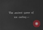 Image ice match de curling Garmisch-Partenkirchen Allemagne, 1936, de la seconde 3 séquences d'archives historiques vidéo 65675076356