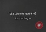 Image ice match de curling Garmisch-Partenkirchen Allemagne, 1936, de la seconde 4 séquences d'archives historiques vidéo 65675076356