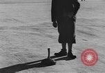 Image ice match de curling Garmisch-Partenkirchen Allemagne, 1936, de la seconde 26 séquences d'archives historiques vidéo 65675076356