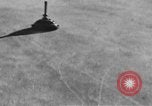 Image ice match de curling Garmisch-Partenkirchen Allemagne, 1936, de la seconde 28 séquences d'archives historiques vidéo 65675076356