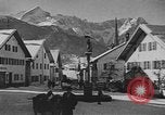 Image les sports d'hiver Garmisch-Partenkirchen Allemagne, 1936, de la seconde 10 séquences d'archives historiques vidéo 65675076357