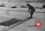 Standbild Bobfahren Garmisch-Partenkirchen Deutschland, 1936, aus Sekunde 10 historischem Filmmaterial Videoclip 65675076359