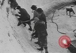 Standbild Bobfahren Garmisch-Partenkirchen Deutschland, 1936, aus Sekunde 57 historischem Filmmaterial Videoclip 65675076359