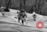 Standbild USA Soldaten Italien, 1945, aus Sekunde 16 historischem Filmmaterial Videoclip 65675076363
