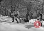 Standbild USA Soldaten Italien, 1945, aus Sekunde 47 historischem Filmmaterial Videoclip 65675076363