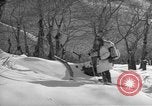 Standbild USA Soldaten Italien, 1945, aus Sekunde 61 historischem Filmmaterial Videoclip 65675076363