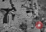 Standbild USA Soldaten Italien, 1945, aus Sekunde 11 historischem Filmmaterial Videoclip 65675076365