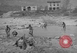 Standbild USA Ingenieure Vergato Italien, 1945, aus Sekunde 17 historischem Filmmaterial Videoclip 65675076368