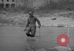 Standbild USA Ingenieure Vergato Italien, 1945, aus Sekunde 20 historischem Filmmaterial Videoclip 65675076368