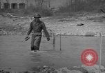 Standbild USA Ingenieure Vergato Italien, 1945, aus Sekunde 22 historischem Filmmaterial Videoclip 65675076368