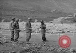 Standbild USA Ingenieure Vergato Italien, 1945, aus Sekunde 37 historischem Filmmaterial Videoclip 65675076368