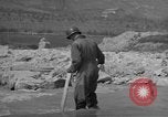 Standbild USA Ingenieure Vergato Italien, 1945, aus Sekunde 54 historischem Filmmaterial Videoclip 65675076368