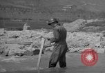 Standbild USA Ingenieure Vergato Italien, 1945, aus Sekunde 55 historischem Filmmaterial Videoclip 65675076368