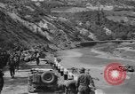 Immagine di Le forze Usa avanza con artiglieria pesante Bologna Italia, 1945, secondo 24 filmato di repertorio 65675076377