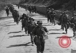 Immagine di Le forze Usa avanza con artiglieria pesante Bologna Italia, 1945, secondo 53 filmato di repertorio 65675076377