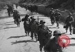 Immagine di Le forze Usa avanza con artiglieria pesante Bologna Italia, 1945, secondo 55 filmato di repertorio 65675076377