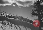 Image le ski United States USA, 1941, de la seconde 23 séquences d'archives historiques vidéo 65675076386