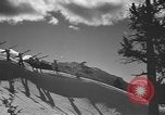 Image le ski United States USA, 1941, de la seconde 26 séquences d'archives historiques vidéo 65675076386