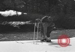 Immagine di Sci United States USA, 1942, secondo 16 filmato di repertorio 65675076399