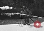 Immagine di Sci United States USA, 1942, secondo 30 filmato di repertorio 65675076399