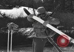 Immagine di Sci United States USA, 1942, secondo 33 filmato di repertorio 65675076399