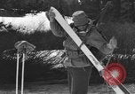 Immagine di Sci United States USA, 1942, secondo 43 filmato di repertorio 65675076399