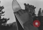 Immagine di Sci United States USA, 1942, secondo 56 filmato di repertorio 65675076399