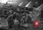 Standbild USA Soldaten Italien, 1945, aus Sekunde 27 historischem Filmmaterial Videoclip 65675076403