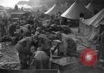 Standbild USA Soldaten Italien, 1945, aus Sekunde 28 historischem Filmmaterial Videoclip 65675076403
