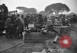 Standbild USA Soldaten Italien, 1945, aus Sekunde 40 historischem Filmmaterial Videoclip 65675076403
