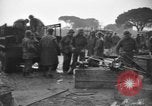Standbild USA Soldaten Italien, 1945, aus Sekunde 45 historischem Filmmaterial Videoclip 65675076403
