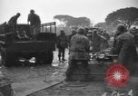 Standbild USA Soldaten Italien, 1945, aus Sekunde 51 historischem Filmmaterial Videoclip 65675076403