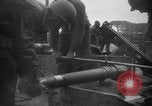 Standbild USA Soldaten Italien, 1945, aus Sekunde 57 historischem Filmmaterial Videoclip 65675076403