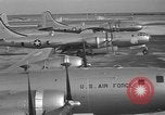 Immagine di WB-29un meteo aerei di ricognizione Bermuda, 1951, secondo 10 filmato di repertorio 65675076417