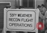 Standbild 59 Wetter Aufklärungsflug Bermuda, 1955, aus Sekunde 13 historischem Filmmaterial Videoclip 65675076431