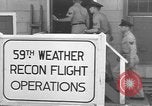 Standbild 59 Wetter Aufklärungsflug Bermuda, 1955, aus Sekunde 23 historischem Filmmaterial Videoclip 65675076431