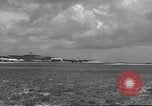 Standbild WB-50D Wetter Service Flugzeuge Schwanz Nummer 50-4040 Bermuda, 1955, aus Sekunde 3 historischem Filmmaterial Videoclip 65675076432